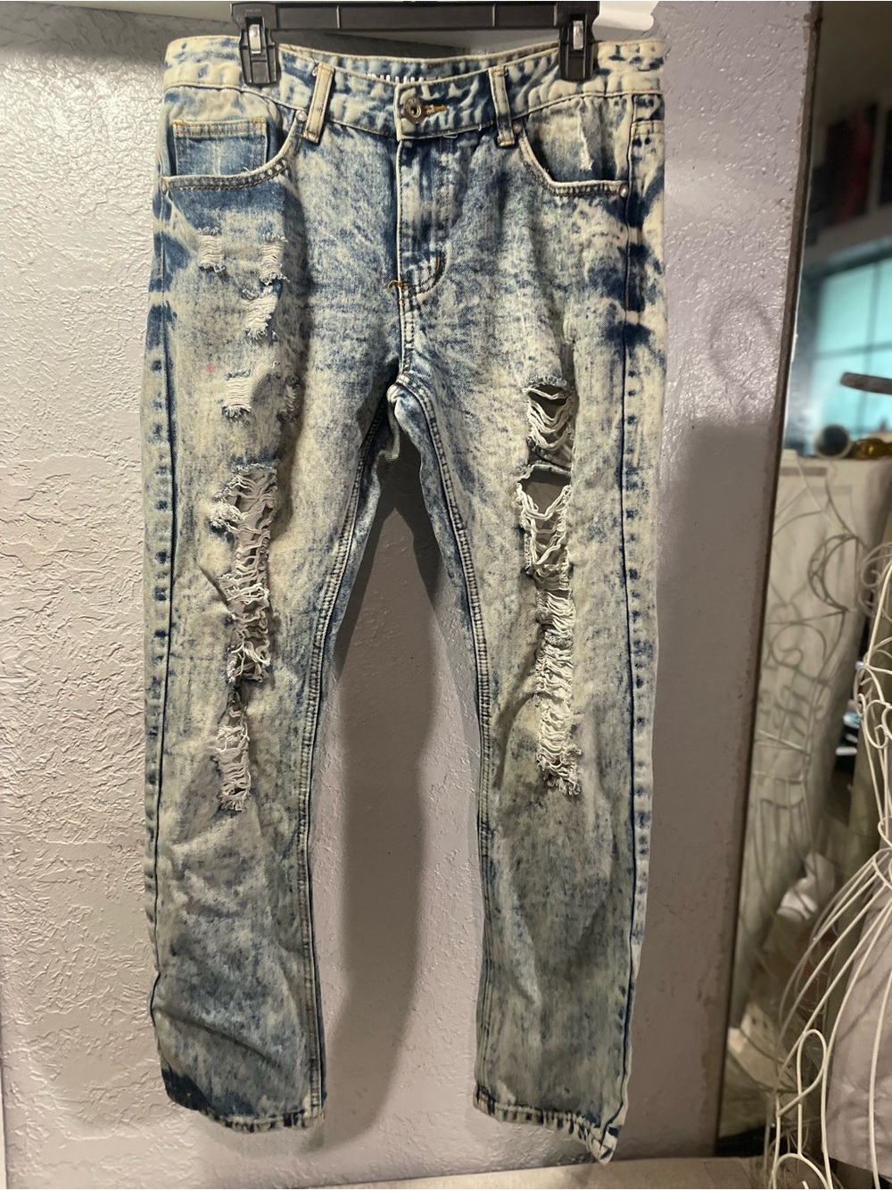 Slim Straight Distressed Light Blue Acid-Wash Men's Jeans